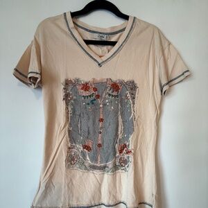 NWT Delila Jean Graphic T-shirt Size Medium